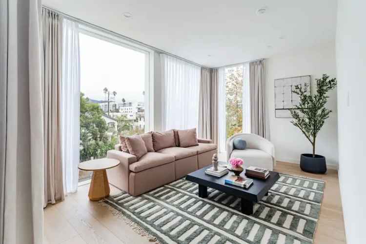 Apartments for Rent in Hollywood with Luxury Interiors and Amenities