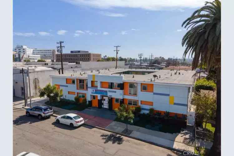 House For Sale in 210, East 29th Street, Long Beach, California