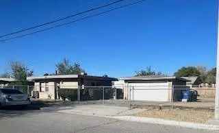 House For Sale in 44761, 18th Street West, Lancaster, California