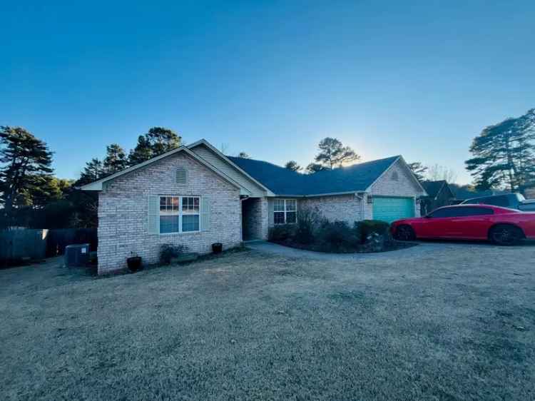 House For Sale in 1017, East Norristown Circle, Russellville, Arkansas