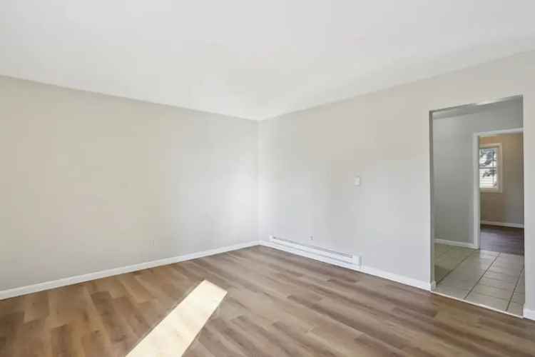 Rent Newly Renovated Apartment Unit in Dobbins Downs with Parking