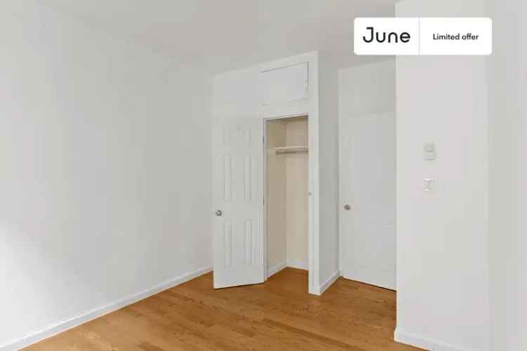 Rent Full Room in Upper West Side with Great Amenities