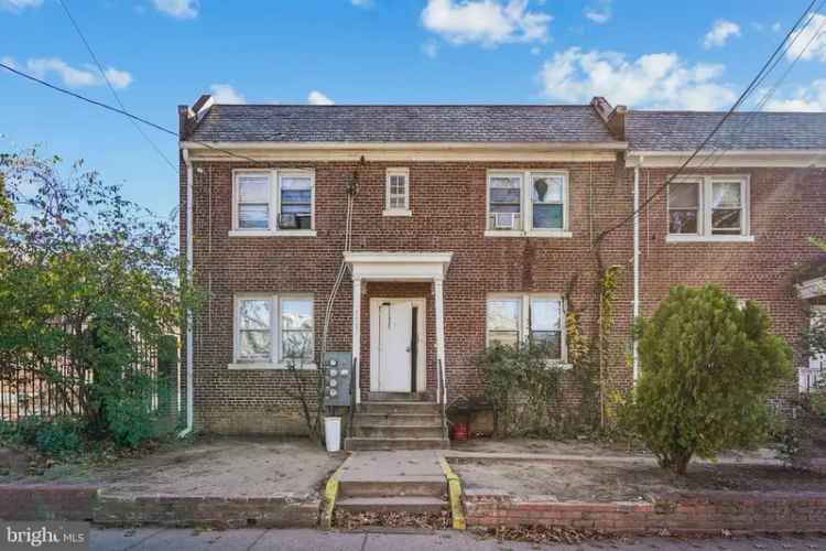 House For Sale in 1737, Minnesota Avenue Southeast, Washington, District of Columbia