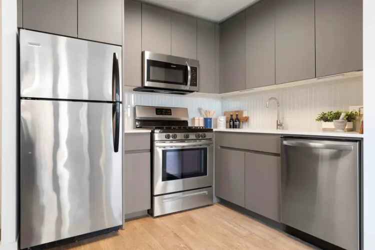 Rent Luxury Apartments in Lakeview Chicago with Stunning Amenities