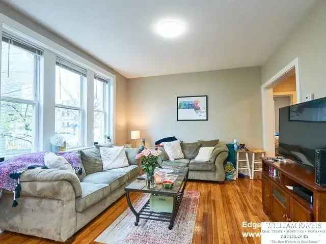 Rent Apartment Unit with Features in Massachusetts