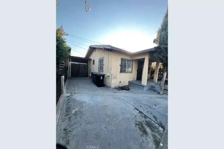 House For Sale in 1560, East 66th Street, California