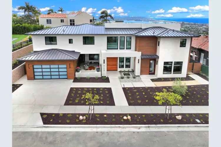 Luxurious Buy Contemporary Home with Ocean Views in Pacific Beach