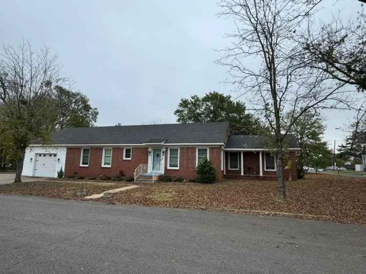 House For Sale in 114, West 8th Street, Russellville, Arkansas