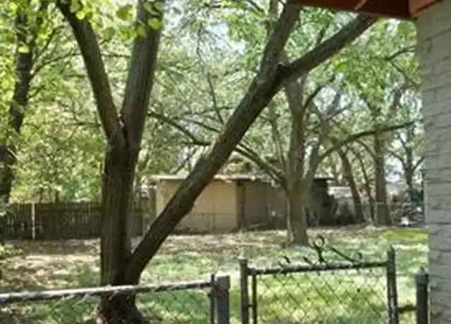 Buy 1 Bedroom Home in Highland Austin Near Restaurants and Schools