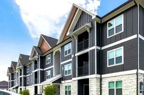 Rent Solstice Apartments in Madison Huntsville Alabama with Resort Amenities