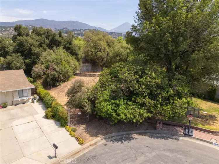 Land For Sale in Claremont, California