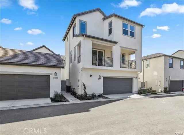 House For Sale in Irvine, California