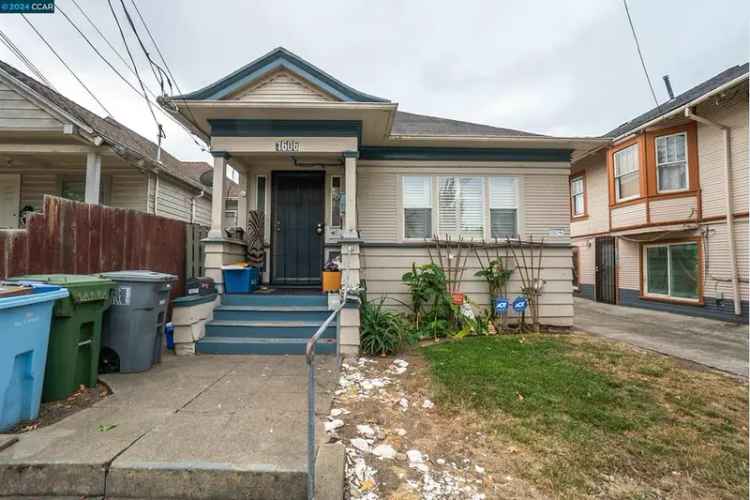 House For Sale in 1606, Derby Street, Berkeley, California