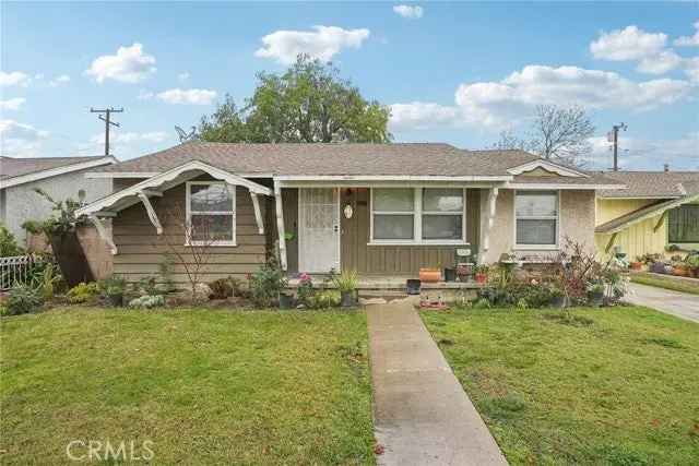 House For Sale in 20836, Cortner Avenue, Lakewood, California