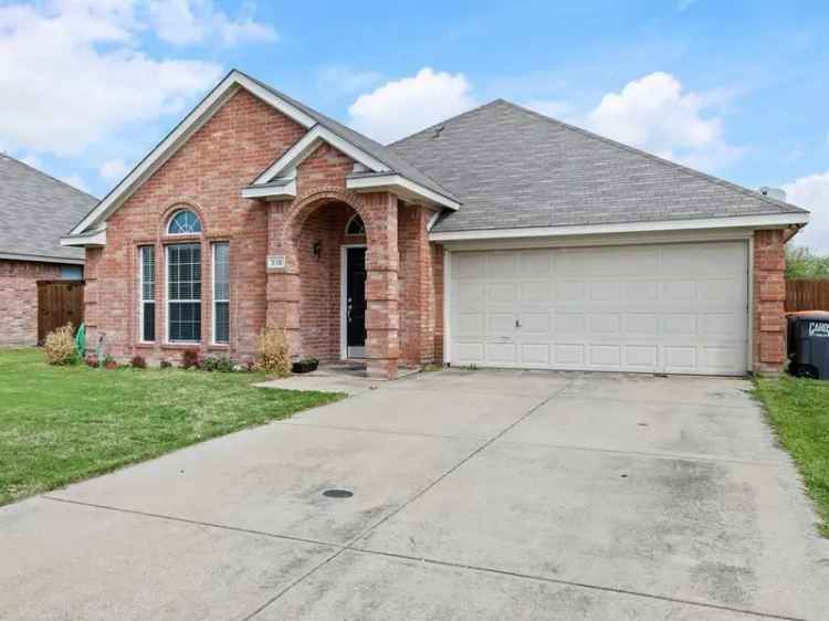 Buy House 3 Bedrooms 2 Baths in Tara Farms Anna TX with Modern Updates