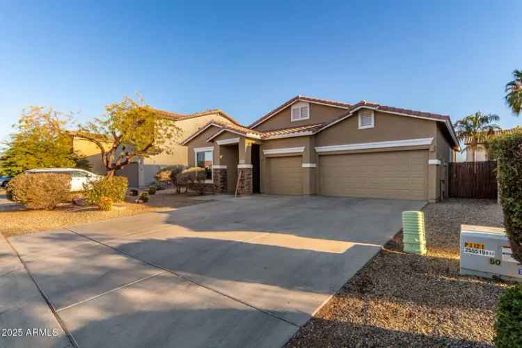 Buy Beautiful Home in Circle Cross Ranch with 3 Bedrooms and 2 Baths