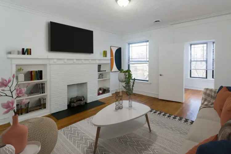 Rent Apartments in Hyde Park with Historic Charm and Modern Convenience