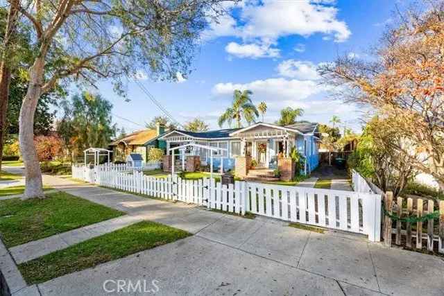 House For Sale in 817 1/2, East Palmyra Avenue, Orange, California