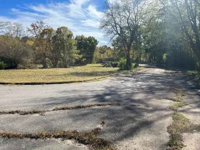 Buy Land 4 Acres in Killen Perfect for Home or Duplex Development