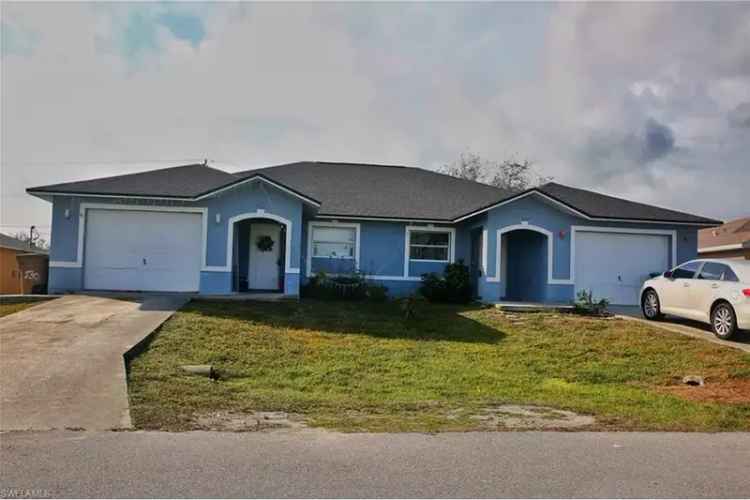 House For Sale in Cape Coral, Florida