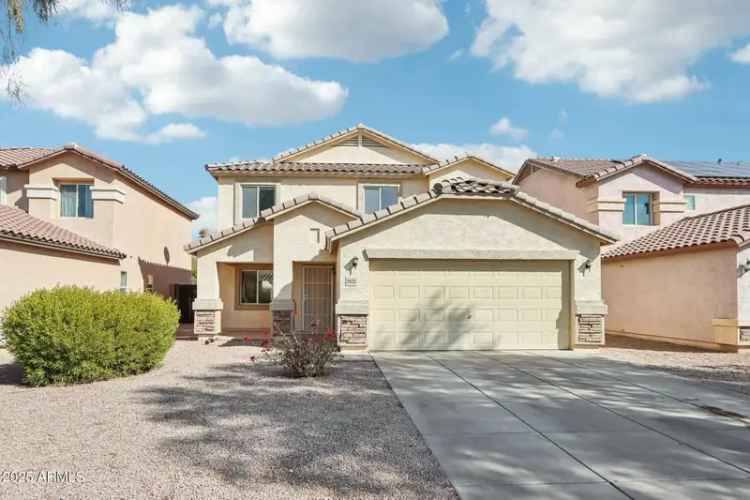 Buy stunning home in San Tan Valley with great amenities