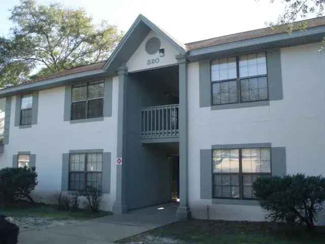 Rent 1 Bedroom Apartment in Fort Walton Beach with Convenient Features