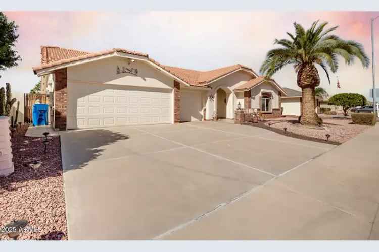 Buy House in Sunland Village with Active Lifestyle Features