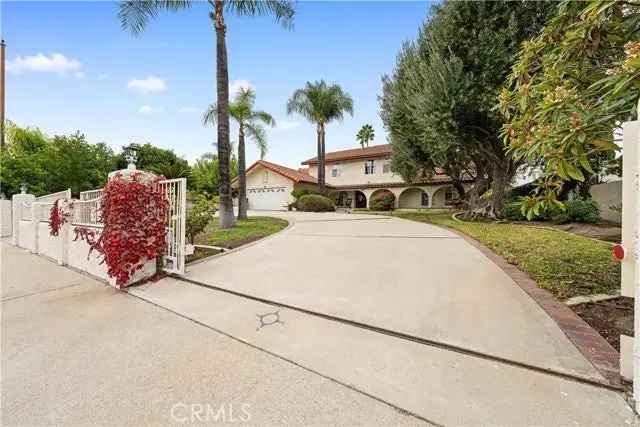 House For Sale in Claremont, California