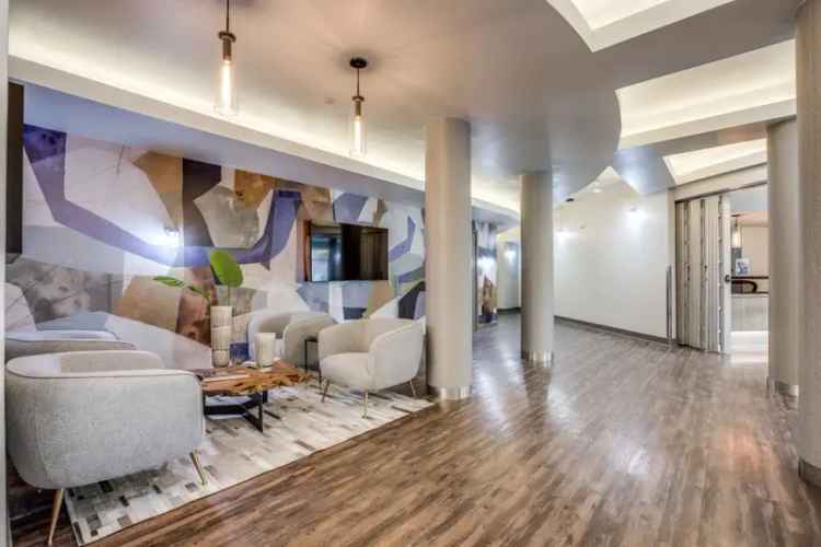 Rent Loft Style Apartments in Southtown with Impressive Amenities