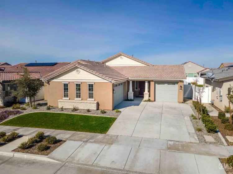 House For Sale in Bakersfield, California