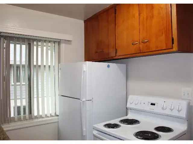 Rent Apartments with Charm and Modern Amenities in Convenient Location