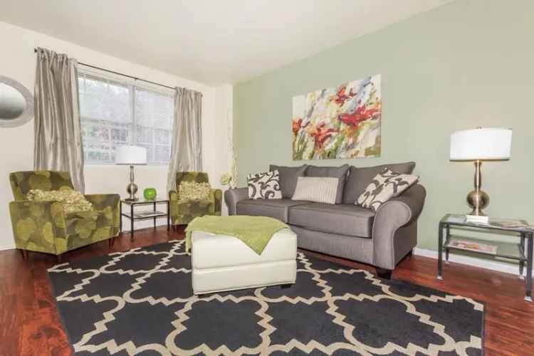 Rent Apartments in Berkshire Hills Sinking Spring with Modern Amenities