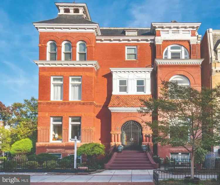 House For Sale in 1755, 18th Street Northwest, Washington, District of Columbia