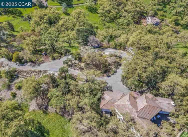 House For Sale in 100, Los Balcones, Alamo, California