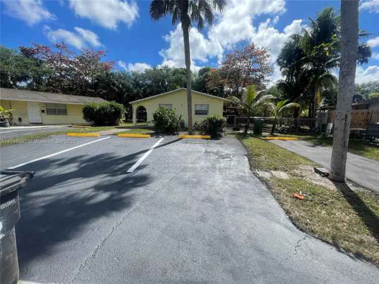 House For Sale in 2884, Southwest 19th Place, Fort Lauderdale, Florida