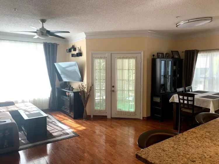 Rent Apartment Unit in Midtown with Pool and Gym Amenities