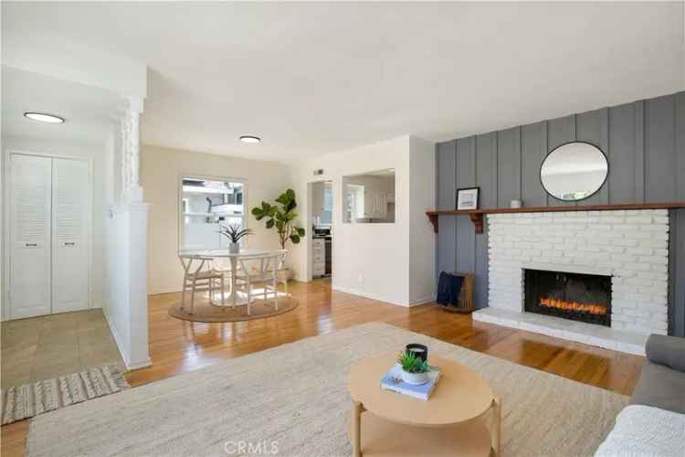 House For Sale in 13411, Erwin Street, Los Angeles, California