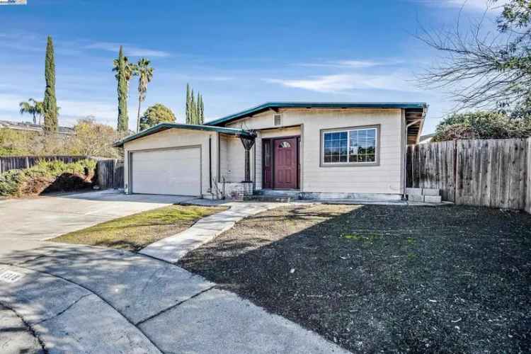 House For Sale in 1318, Perth Court, Concord, California