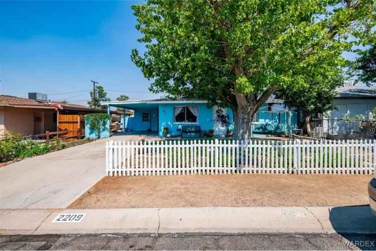 Charming buy single family house in Kingman Arizona with garden features