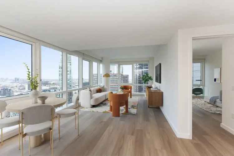 Rent Apartment Unit in Long Island City with Luxury Amenities