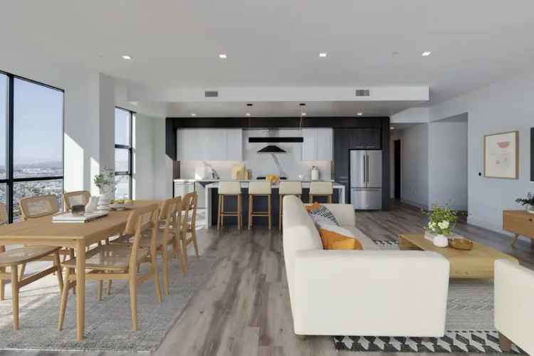 Rent Luxury Apartments in Downtown San Diego with City Views