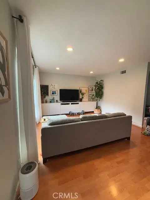 House For Sale in 1022, Quiet Creek Lane, Diamond Bar, California