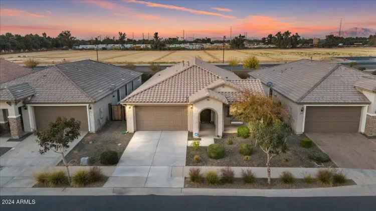 Luxury buy home in Queen Creek AZ with stunning pool and modern upgrades