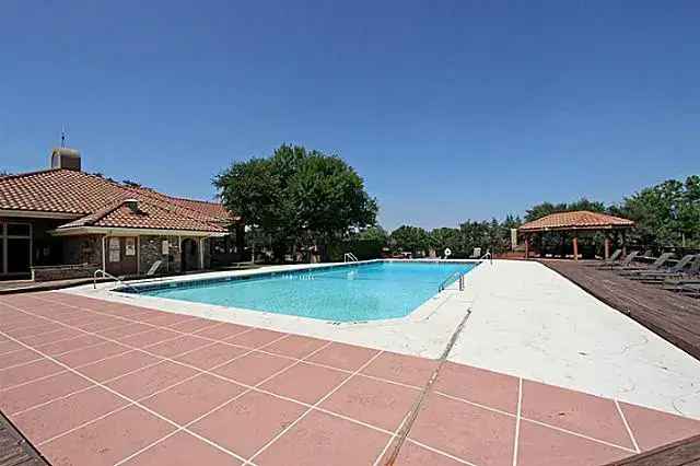 Rent Exceptional Condo in Gated Community with Pools and Stylish Interiors