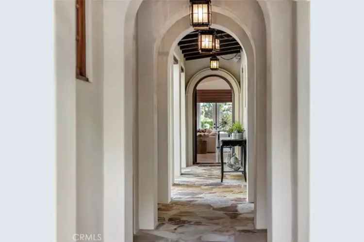 House For Sale in 2, Meridian, Newport Beach, California