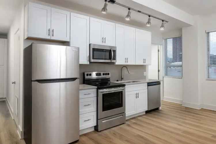 Rent Studio and 1 Bedroom Apartments in Downtown Atlanta with Modern Features