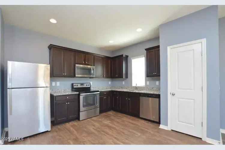 Buy House in Sorrento with Gourmet Kitchen and Community Amenities