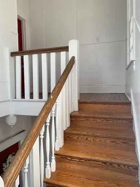 Rent Duplex in Fairmount Historic District with 2 Bedrooms