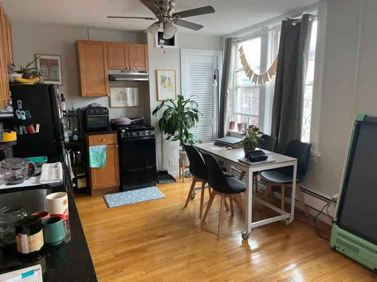 Rent Apartments in the Heart of the North End with Granite Countertops