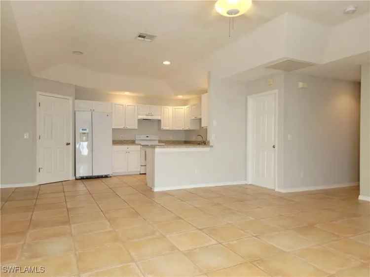 House For Sale in Cape Coral, Florida